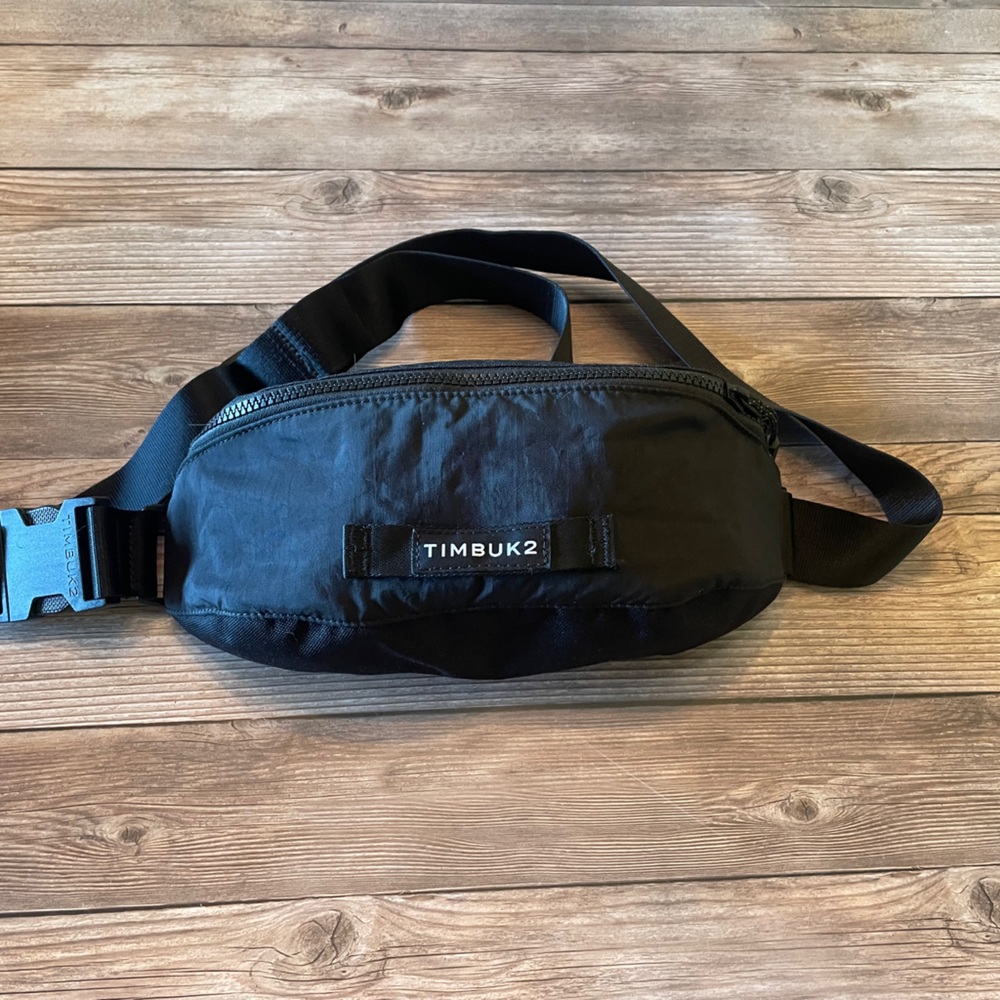 TIMBUK2 Slacker Chest Pack ~ Eco Black